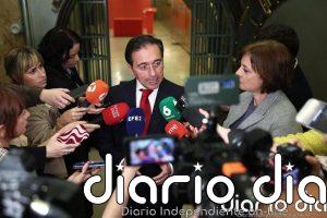 Albares sobre las críticas de Trump al Papa: "El poder político no puede interferir en absoluto en religión"