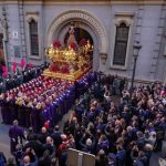Almeida participa en la procesión de Jesús de Medinaceli en el Viernes Santo madrileño