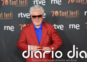 Almodóvar lamenta la guerra en Oriente Medio "por el delirio del grotesco presidente norteamericano"