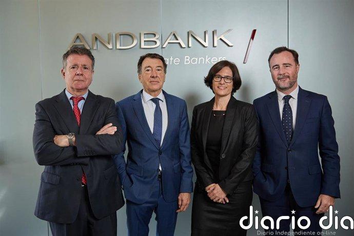 Andbank España incorpora a cuatro profesionales a su equipo de Barcelona