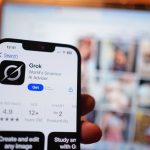 Apple amenazó a xAI con retirar la aplicación Grok de la App Store por no limitar la generación de imágenes sexualizadas