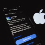 Apple soluciona el fallo de seguridad de iOS 26.4.2 que permitía acceder a los mensajes borrados de 'apps' como Signal