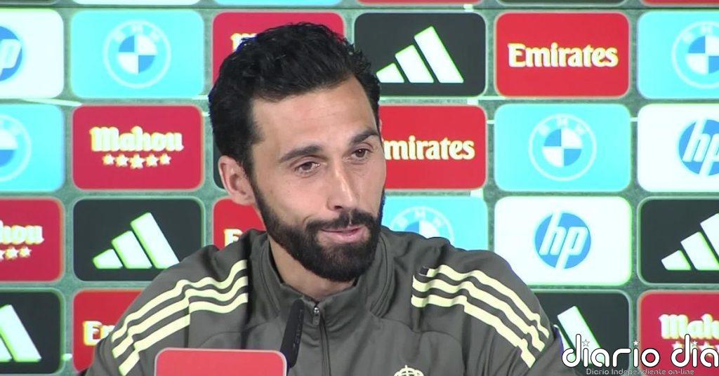 Arbeloa: “Carvajal no es solo una leyenda, es el canterano más importante de la historia del club”