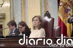 Armengol ve "cobarde" que el PP use la sesión de control para pedir su dimisión cuando ella no puede defenderse