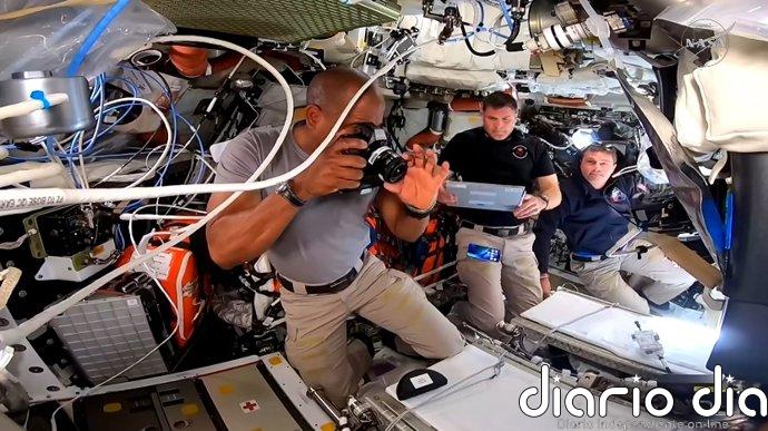 Artemis II supera la mitad del trayecto a la Luna y cancela una corrección de trayectoria porque va por la ruta adecuada