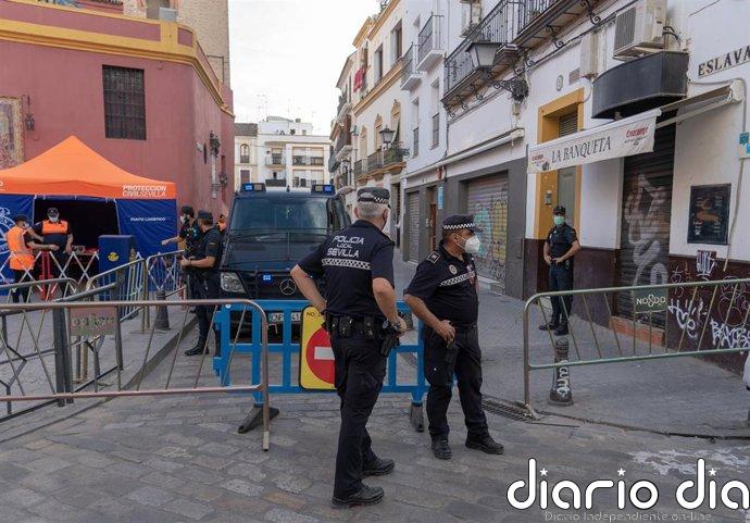 Asaltan a una familia de turistas extranjeros en la Plaza de San Lorenzo de Sevilla