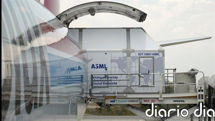 ASML eleva su previsión de ventas por el impulso de la IA: "La demanda de chips supera la oferta"