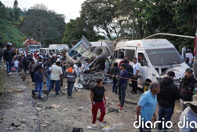 Aumentan a 19 los muertos en el atentado del Cauca (Colombia)