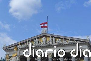 Austria niega el permiso a EEUU para entrar en su espacio aéreo para operaciones militares contra Irán