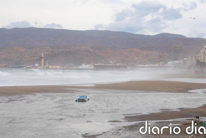 Aviso amarillo este domingo por lluvias en Almería, Córdoba, Granada y Jaén y oleaje en el Estrecho y costa mediterránea
