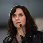 Ayuso califica de "ciegas, absurdas y catetas" las "pretensiones nacionalistas" del traslado del 'Guernica' a Euskadi