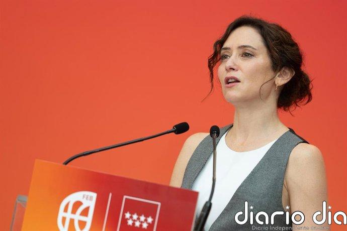 Ayuso censura a un Gobierno que está "quemando las naves" con una regularización que busca hacer "daño gratuito"