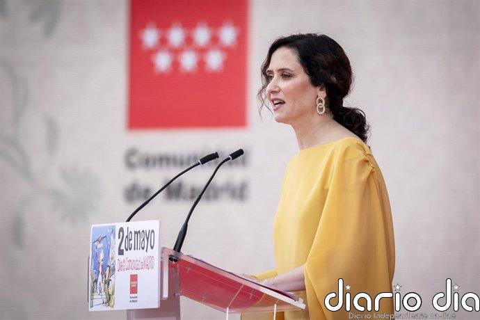 Ayuso no invitará al Gobierno al Dos de Mayo hasta que deje de "boicotear" y le pide que vaya a "petardear" a otros