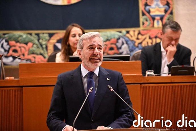 Azcón dice que la prioridad nacional es "fácil de entender" y la vincula al arraigo