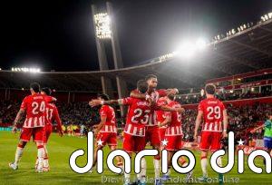 Baptistao tumba al Málaga y deja al Almería en ascenso directo