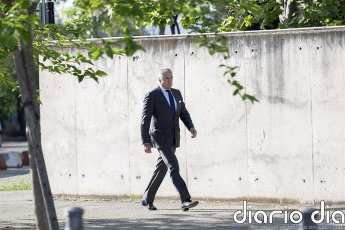 Bárcenas asegura que su chófer tenía "acceso permanente" a su teléfono: "Lo dejaba en el coche si iba a una reunión"