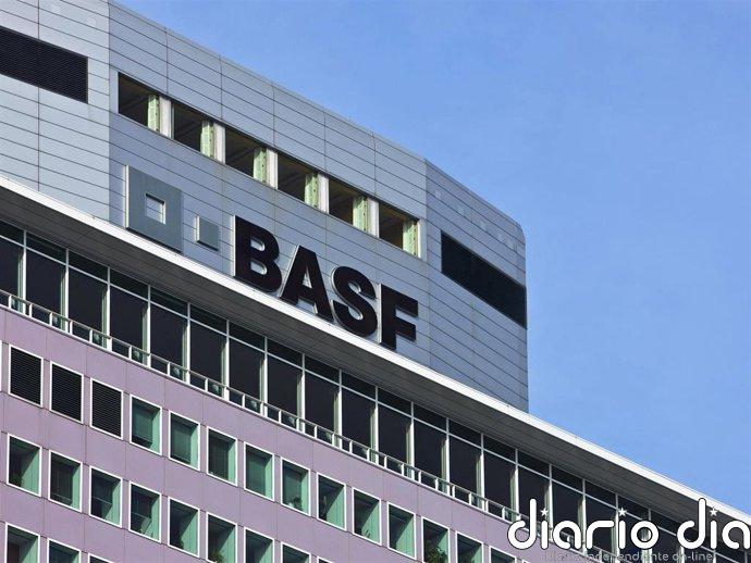 Basf subirá los precios de algunos productos hasta un 25% por el aumento de costes a causa de la guerra