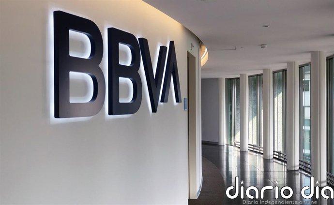 BBVA ejecuta casi la mitad de su plan de recompra de 1.000 millones en su segunda semana