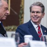 Bessent confirma que el Departamento de Tesoro de EEUU "seguirá aplicando la máxima presión" económica sobre Irán