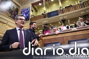 Bolaños reivindica el derecho a criticar al juez Peinado y el PP le ve "perfectamente" como ministro de Orban