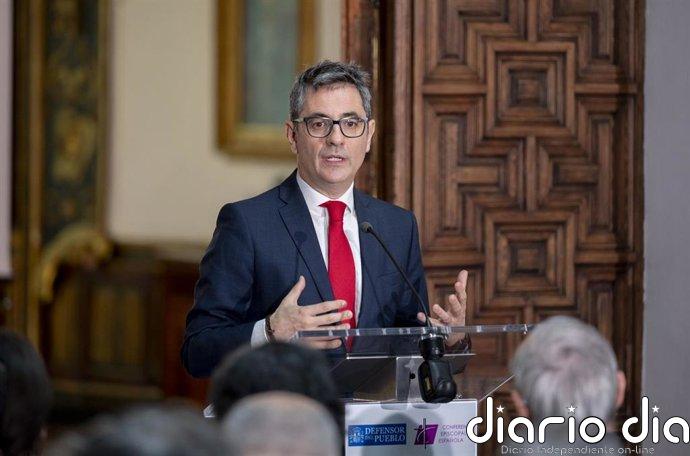 Bolaños tacha de "despropósito" el 'caso Begoña' después de que Manos Limpias pida al juez no llevarla ante un jurado