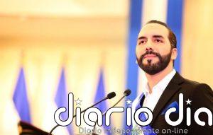 Bukele ofrece a Colombia trasladar "el 100%" de su población carcelaria tras críticas al sistema carcelario del país