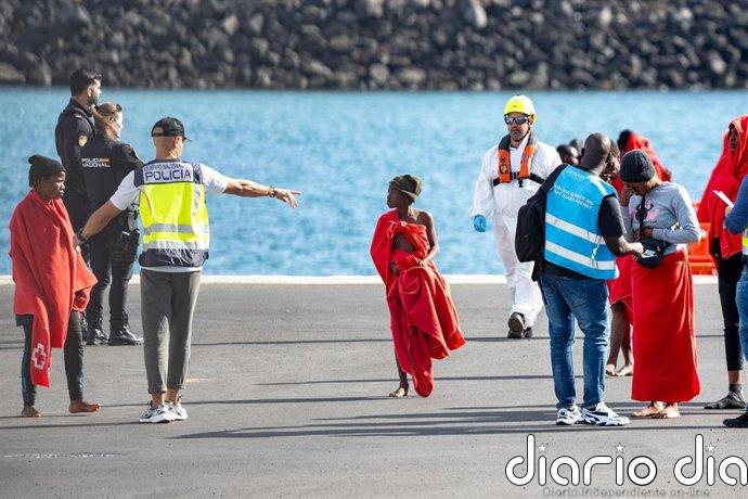 Canarias destinó 155 millones a menores migrantes en 2025 y empieza a cerrar centros gracias a la derivación a CCAA