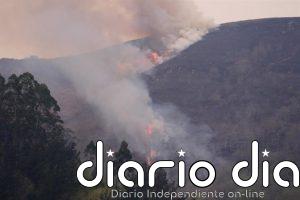Cantabria amanece con cinco incendios forestales activos