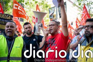 Casi 100 'riders' de Glovo protestan frente a la sede en Madrid y CCOO convoca una huelga la semana que viene