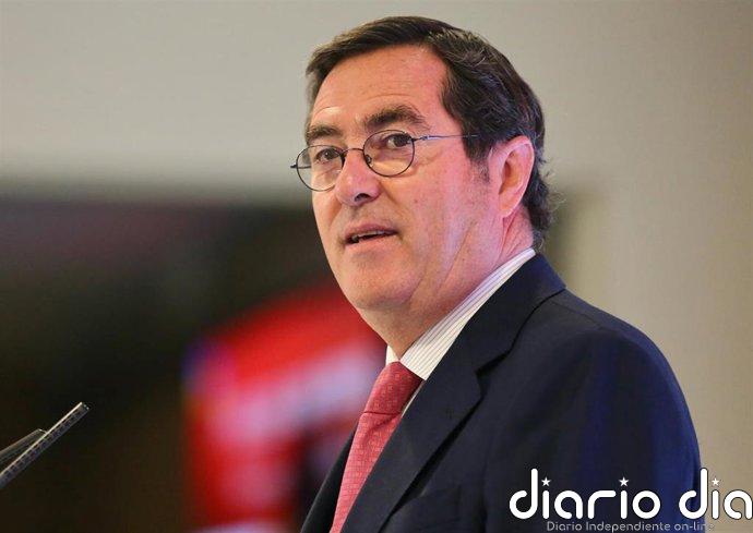 CEOE mantiene su previsión de un IPC medio del 2,9% para 2026, pero no descarta revisarla al alza