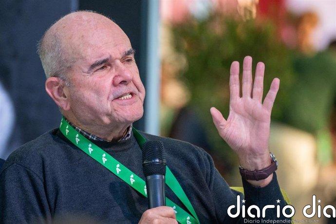 Chaves inicia la campaña del PSOE en Cádiz convencido de ganar tras "ocho años perdidos" para Andalucía