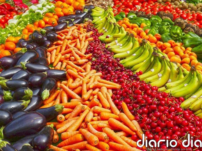 Colocar frutas y verduras en la entrada del supermercado aumenta su compra