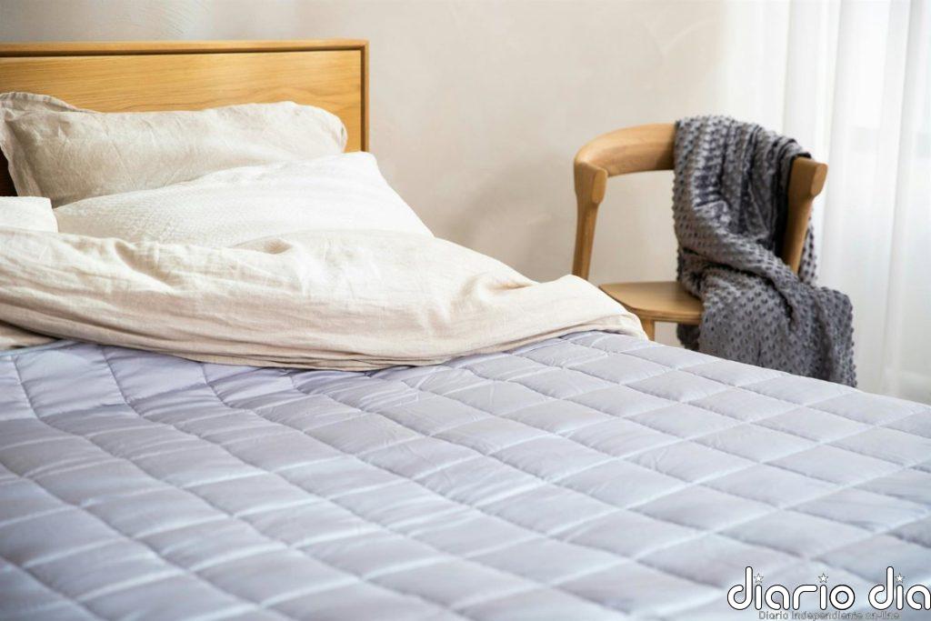 ¿Cómo se eliminan las manchas de un colchón en casa como se hace en un hotel?