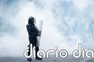 Condenan a siete años de prisión a un policía de Colombia que provocó una lesión ocular en una universitaria