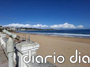 Costas cierra parte del balneario de la primera de El Sardinero por "riesgo estructural"