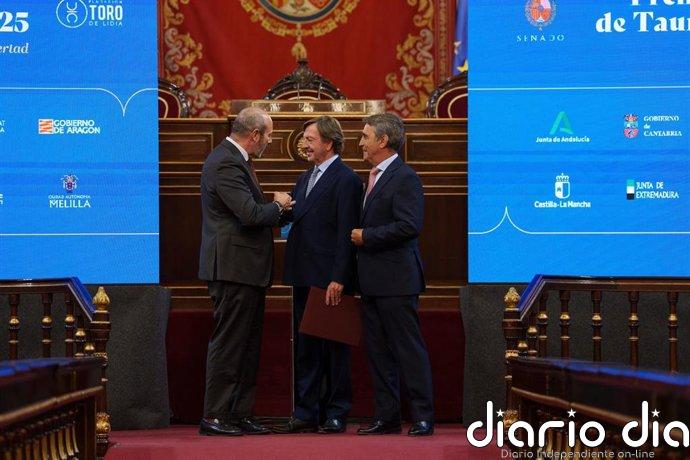 Curro Vázquez recibe en el Senado el Premio Nacional de Tauromaquia: "Los jóvenes se han aficionado como nunca"