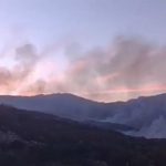 Declarado un incendio en Medina Sidonia (Cádiz) que moviliza a tres autobombas y siete grupos de bomberos forestales