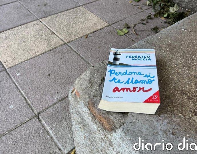 Dejar, leer y volver a soltar: un 'BookCrossing' en Villa de Vallecas libera más de 27.000 libros en una década