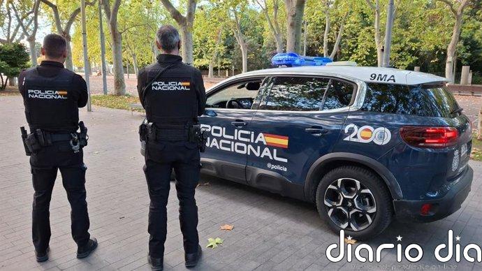 Detenido en Valladolid por enviarse fotos íntimas de una amiga tras desbloquear su móvil con huella mientras dormía