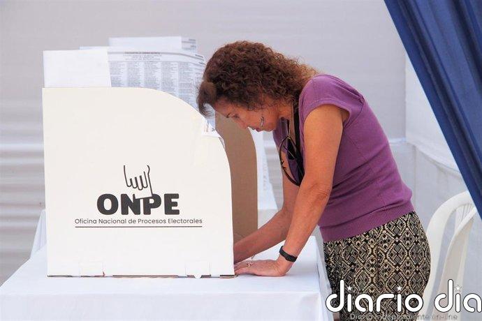 Detenido un alto cargo del organismo electoral peruano en medio del proceso electoral