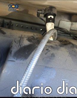 Detenido un hombre en Melilla por robar gasolina de camiones en un polígono industrial Detenido un hombre en Melilla por robar gasolina de camiones en un polígono industrial.