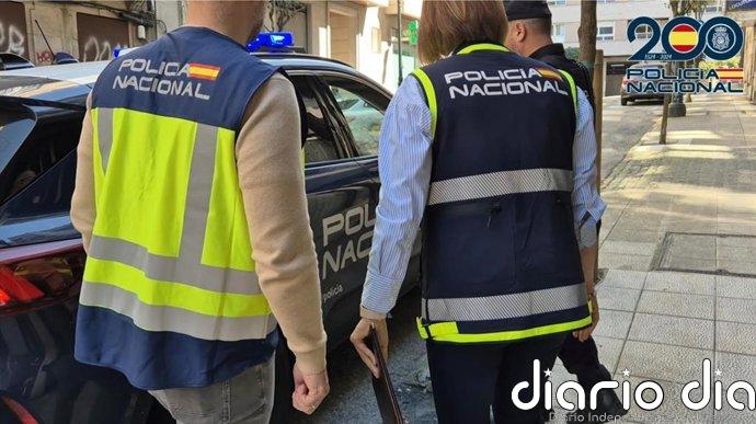 Detenido un hombre en Oviedo por estafar a extranjeros con falsas ofertas de empleo en España