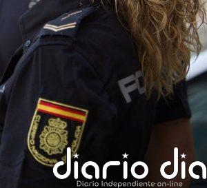 Detenidos dos hermanos por violar a una mujer en un coche en el barrio de Malilla