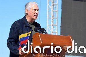 Díaz-Canel descarta renunciar a la presidencia y recuerda que a los dirigentes de Cuba "no los elige" EEUU