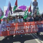 Dirigentes de IU y Podemos reclaman en una marcha a Morón (Sevilla) que Andalucía no acoja bases de Estados Unidos
