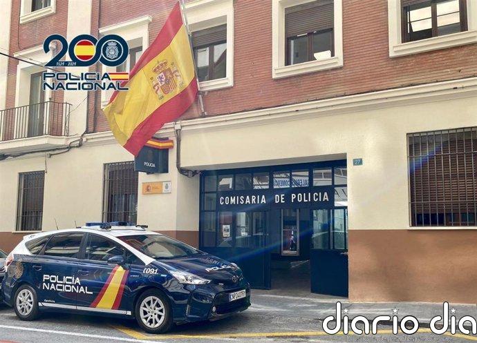 Dos detenidos en Alicante y Madrid por estafar a personas mayores a las que ayudaban en cajeros del banco