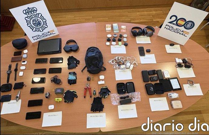 Dos detenidos por robar durante años en las taquillas de gimnasios en Madrid