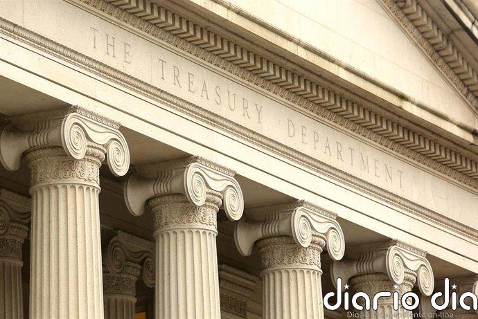 EEUU autoriza la entrega y venta de petróleo ruso cargado en buques hasta mediados de mayo