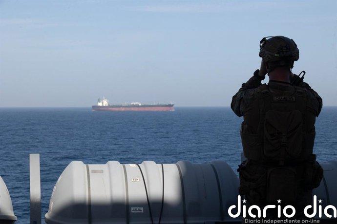 EEUU intercepta un buque mercante en el mar Arábigo y lo libera tras comprobar que no se dirigía a Irán