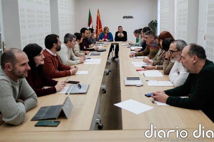 EH Bildu califica de buena noticia la negociación entre EEUU e Irán pero cree que el alto el fuego no garantiza la paz